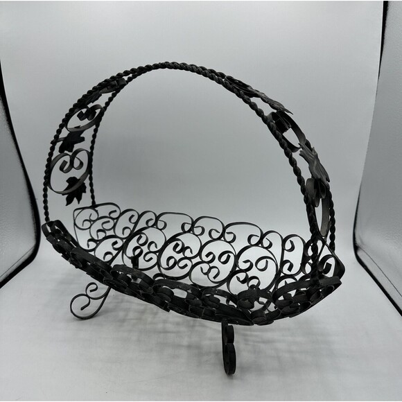 Vintage Wire Fruit Basket Black Made In Spain w/ Handle Home Decor - Picture 1 of 16